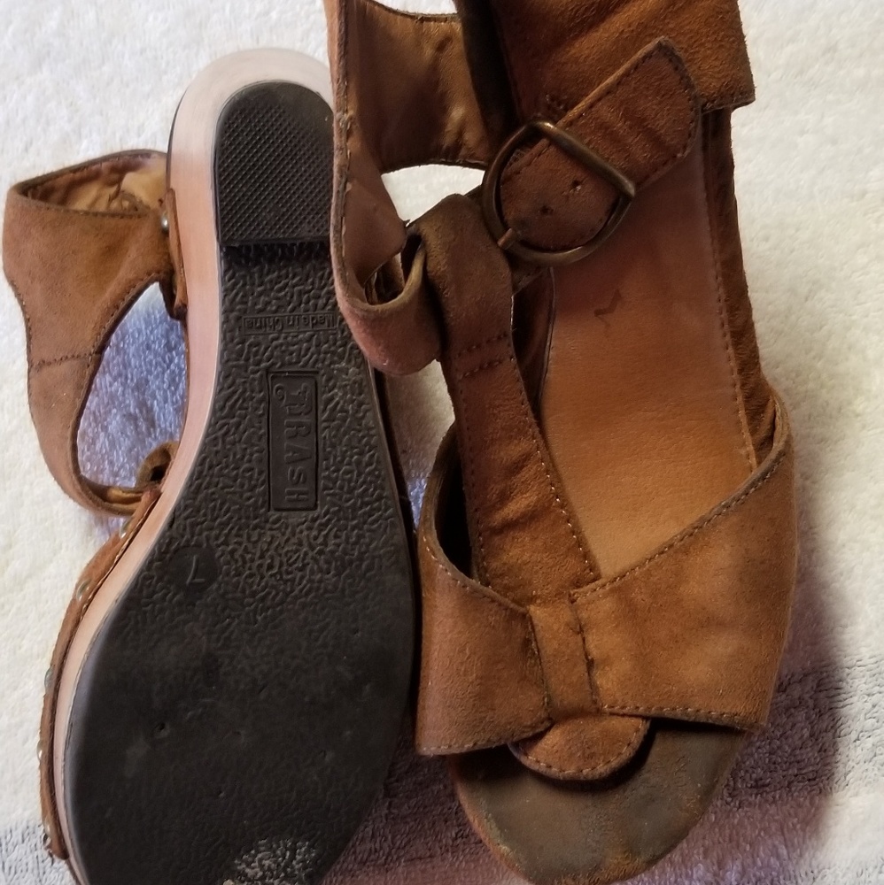 Wedges - Picture 3 of 3